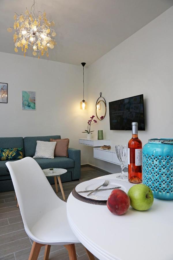 Under The Aqueduct Boutique House Apartment Kavála Luaran gambar